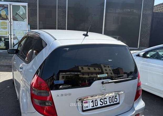 Mercedes-Benz 200 2006 — լուսանկար 2