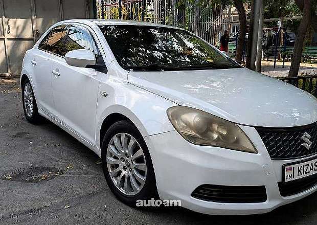 Suzuki Kizashi 2010 — լուսանկար 1