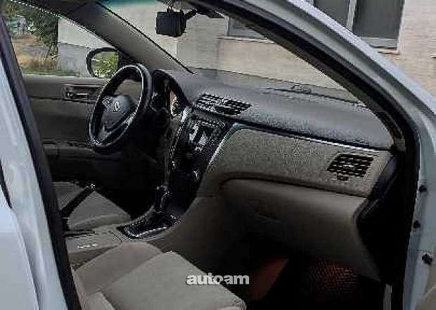 Suzuki Kizashi 2010 — լուսանկար 9