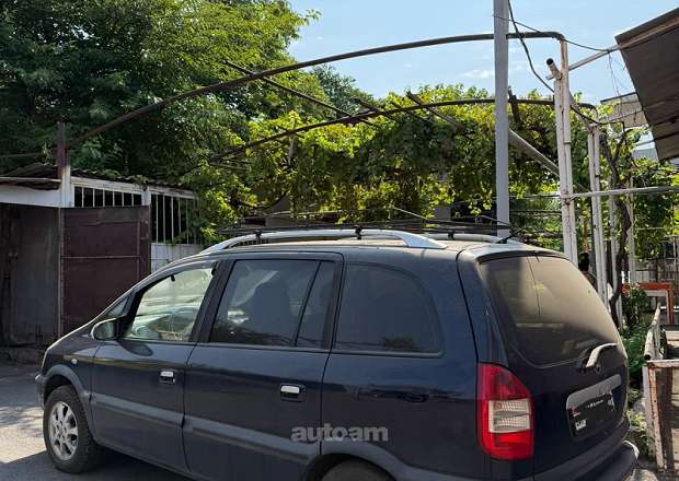 Opel Zafira 2003 — photo 2