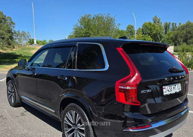 Volvo XC90 2022 — фото 3