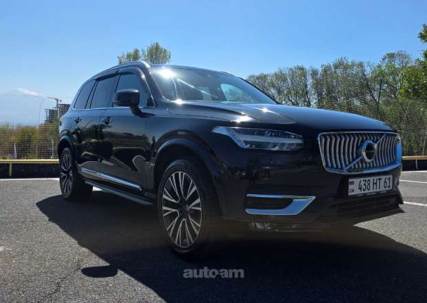 Volvo XC90 2022 — фото 1
