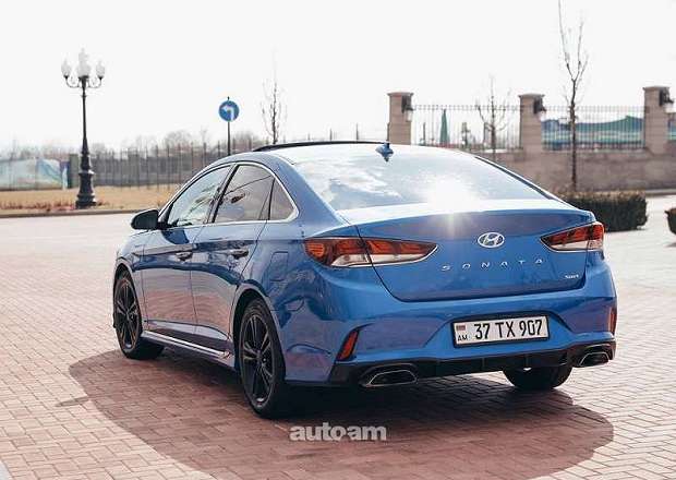 Hyundai Sonata