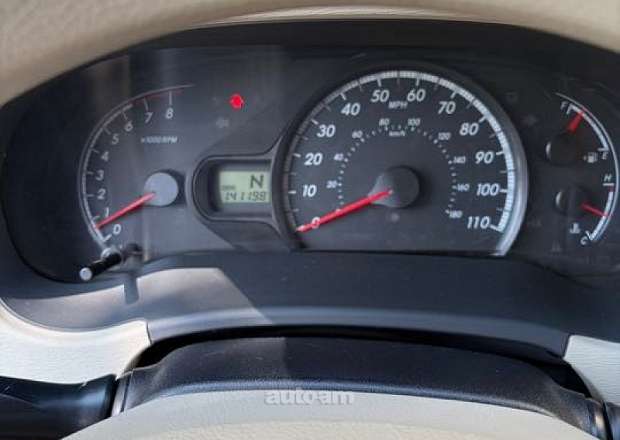 Toyota Sienna 2010 — լուսանկար 15