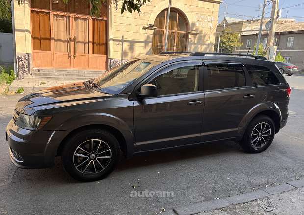Dodge Journey 2018 — լուսանկար 2