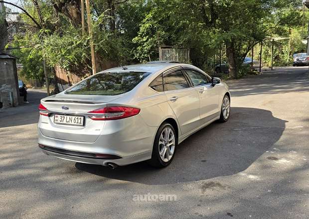Ford Fusion