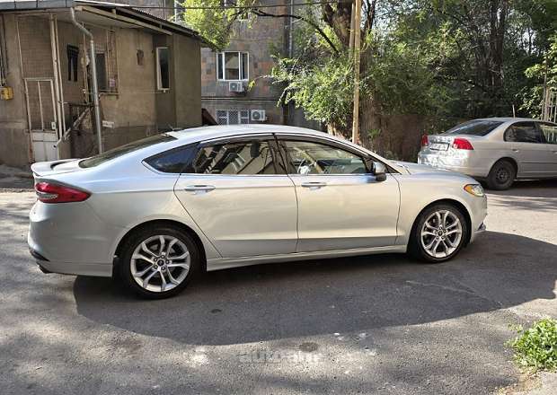 Ford Fusion