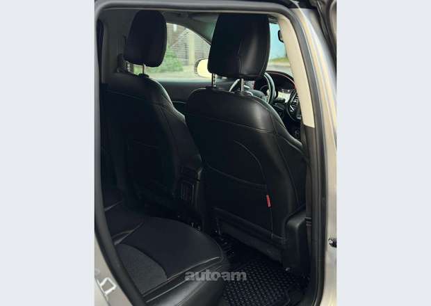 Jeep Compass 2020 — լուսանկար 10