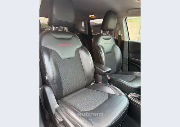 Jeep Compass 2020 — լուսանկար 9