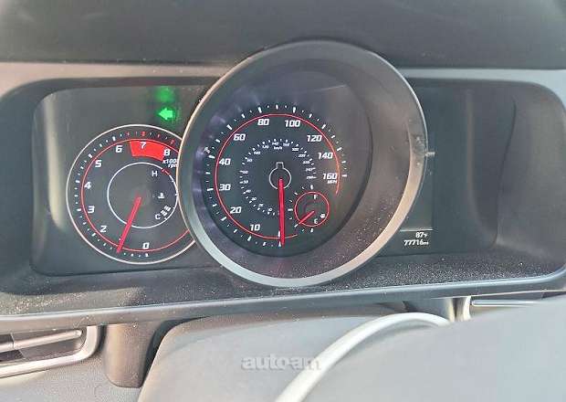 Hyundai Elantra 2023 — լուսանկար 4