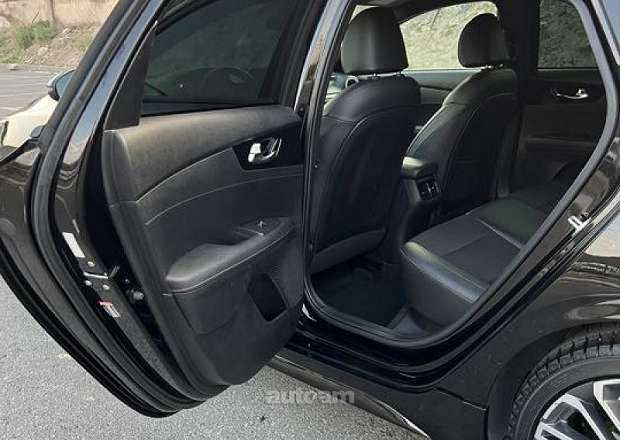 Kia Forte 2021 — լուսանկար 12