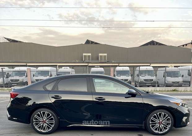 Kia Forte 2021 — լուսանկար 2
