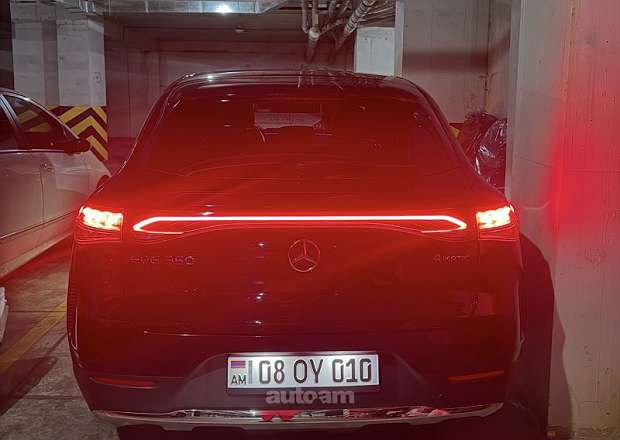 Mercedes-Benz EQE SUV