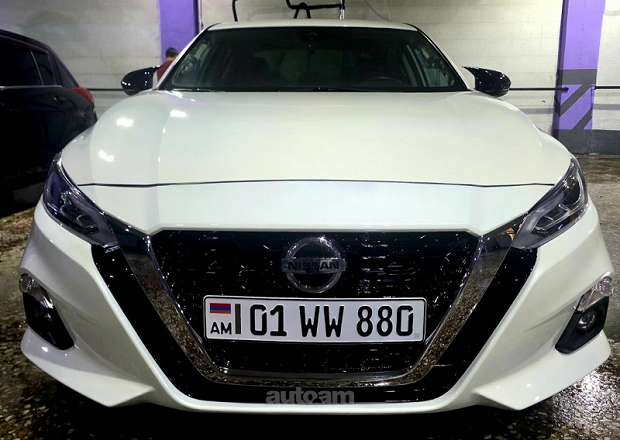 Nissan Altima 2020 — photo 8