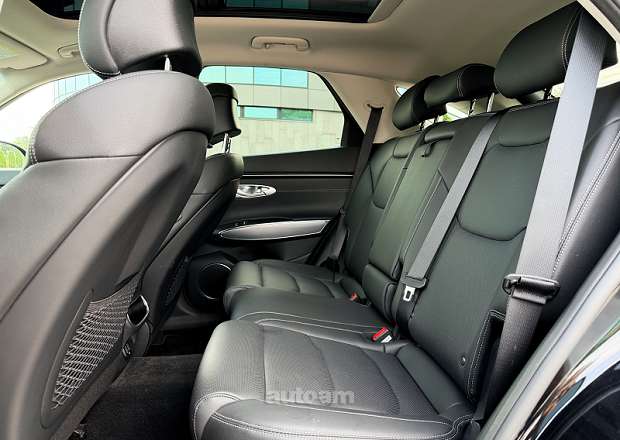 Genesis GV70 2023 — լուսանկար 9
