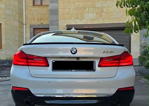 BMW 530 2017 — photo 11