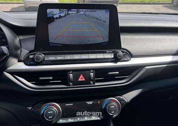 Kia Forte 2019 — լուսանկար 3