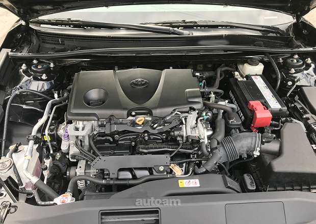 Toyota Camry 2018 — լուսանկար 7