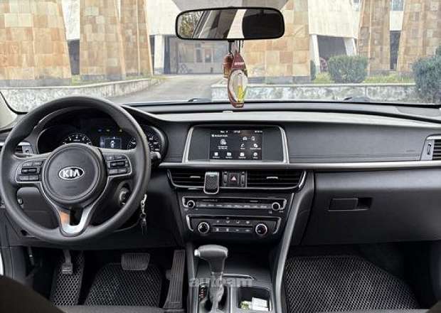 Kia Optima 2018 — фото 7