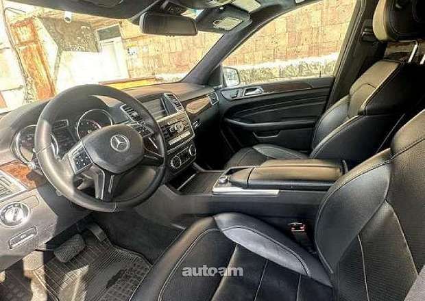 Mercedes-Benz ML 350 2013 — լուսանկար 3