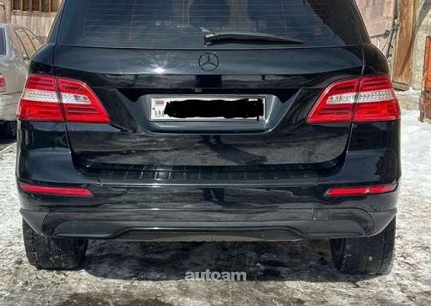 Mercedes-Benz ML 350 2013 — լուսանկար 5