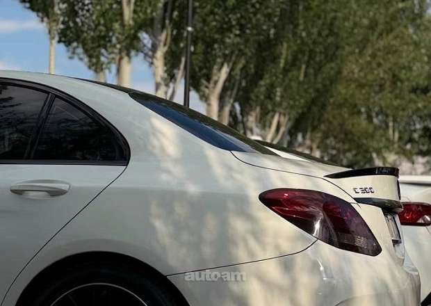 Mercedes-Benz C 300 2016 — photo 3