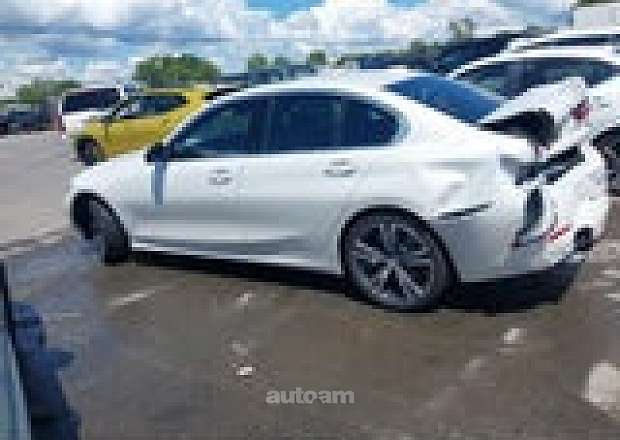 BMW 330