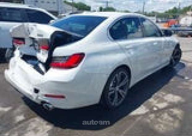 BMW 330