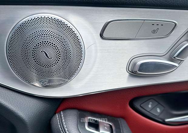 Mercedes-Benz GLC 300 2018 — լուսանկար 9