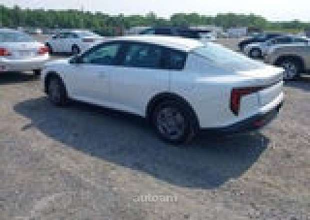 Kia K4