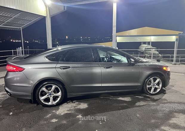 Ford Fusion