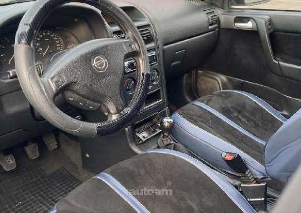 Opel Astra 1998 — լուսանկար 4