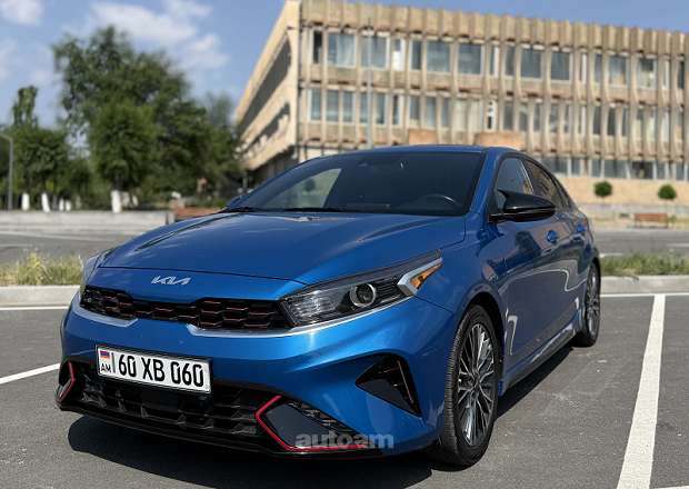 Kia Forte 2023 — լուսանկար 3