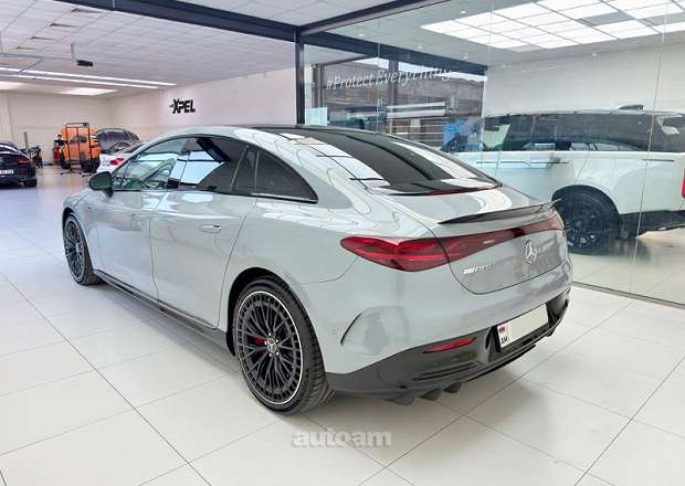 Mercedes-Benz EQE 53 AMG 2023 — фото 4