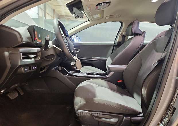 Kia K4
