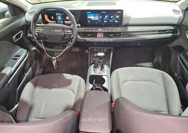 Kia K4