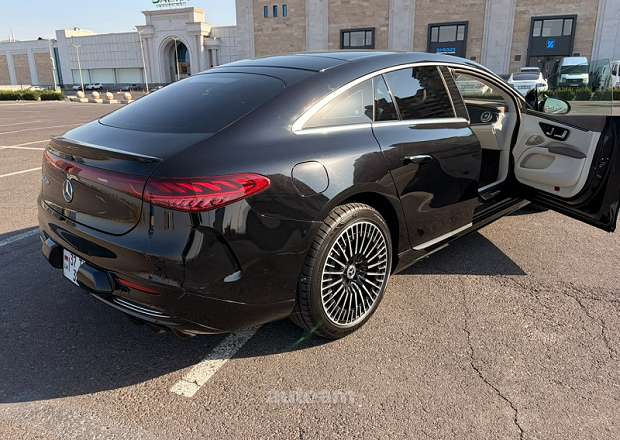 Mercedes-Benz EQS 2022 — photo 12