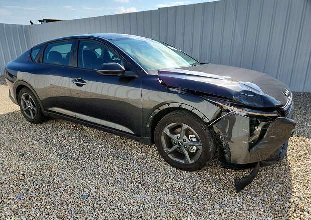 Kia K4