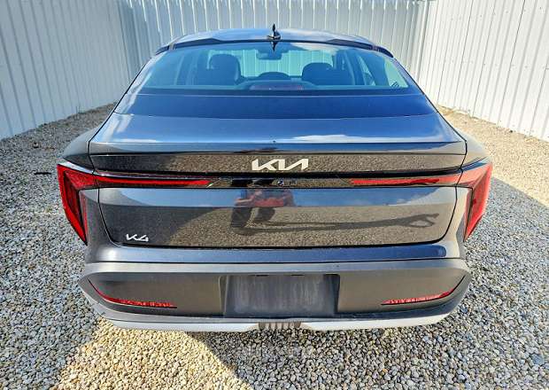 Kia K4