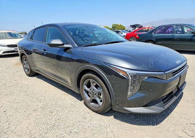 Kia K4