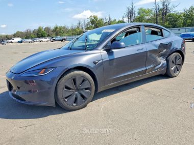 Tesla Model 3  2024 