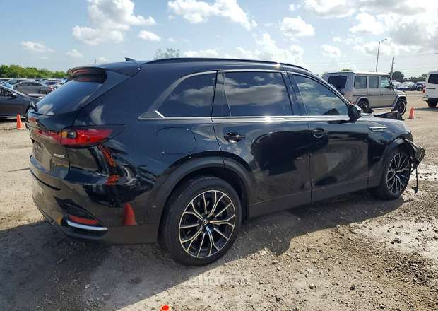 Mazda CX 90