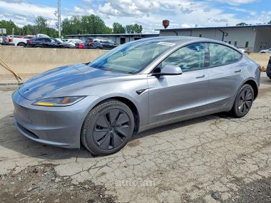 Tesla Model 3  2025 