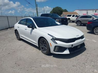 Kia K5  2026 