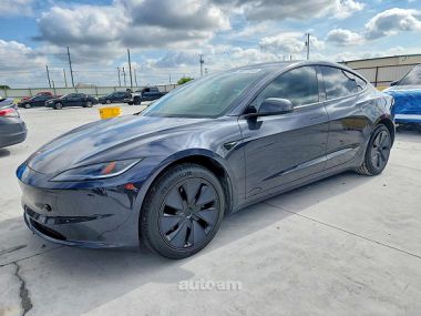 Tesla Model 3  2024 