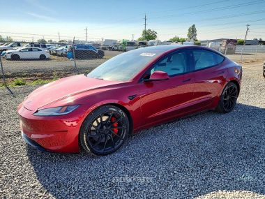 Tesla Model 3  2024 