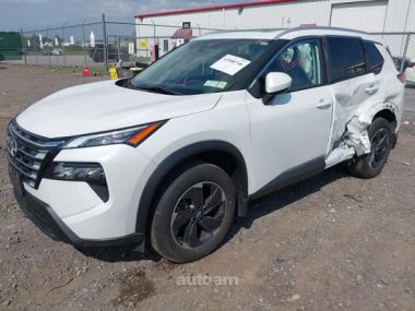 Nissan Rogue  2024 