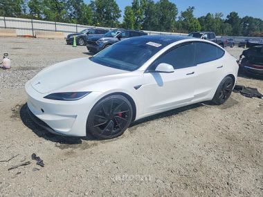 Tesla Model 3  2024 