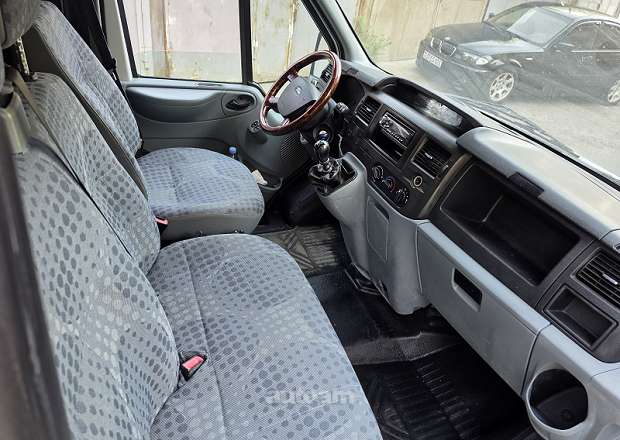 Ford Transit 2010 — photo 6