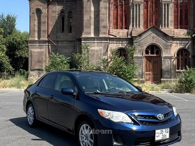 Toyota Corolla  2010 
